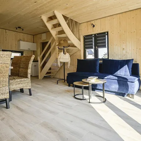 Krynica Family House 別荘