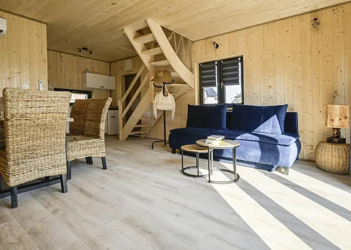 Krynica Family House بيت للعطل